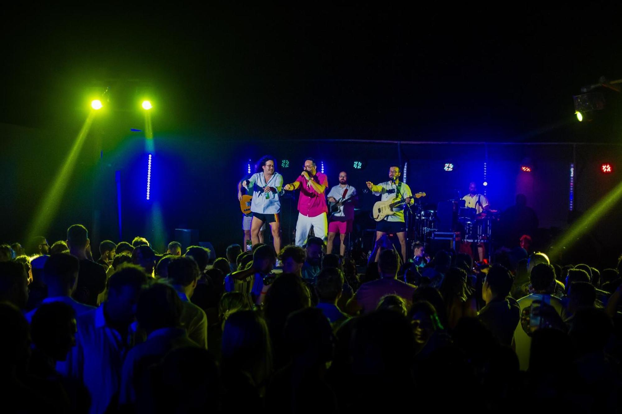 Café Jeri Hotel Jijoca de Jericoacoara Exterior foto The band performing in 2019